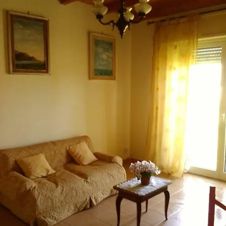 Apartament Casa Elena Sarroch